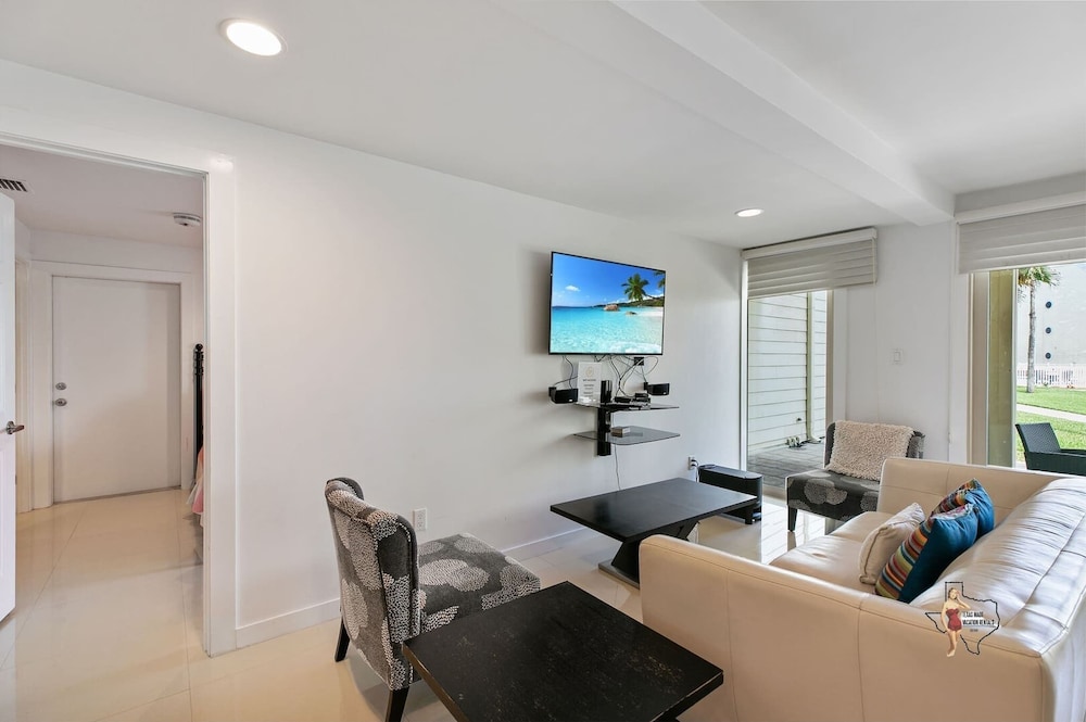Bahia Mar Solare Resort Condos
