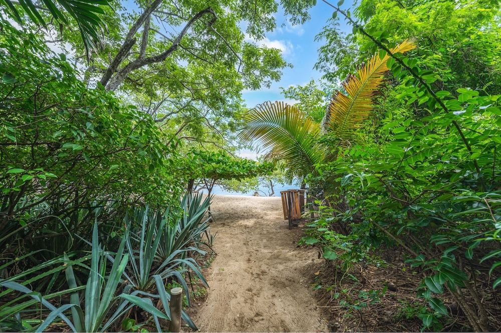 Tropical Retreat - Private Pool, Steps To Beach 2 Bedroom Villa by RedAwning