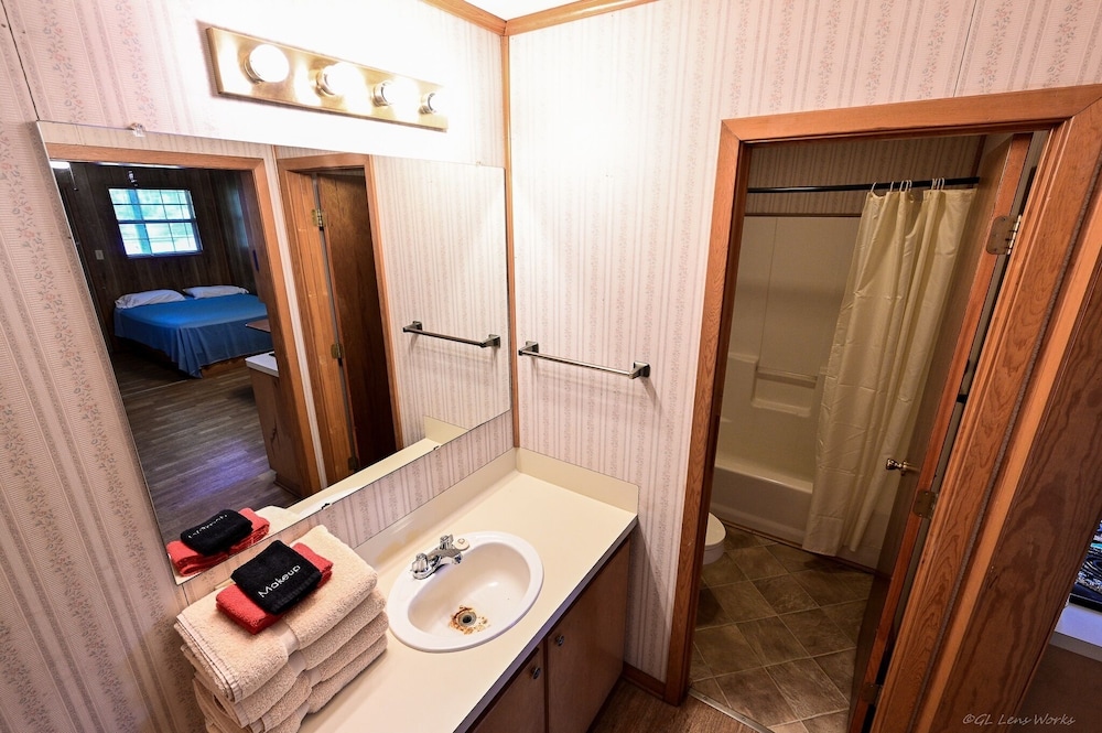 Rayburn Resorts