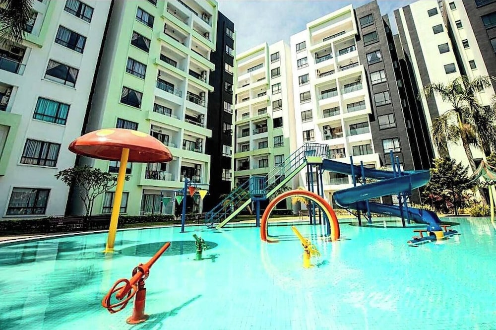 Ipoh Manhattan Free Waterpark 3BR 8pax Family Suite Mha306 by City Home Empire