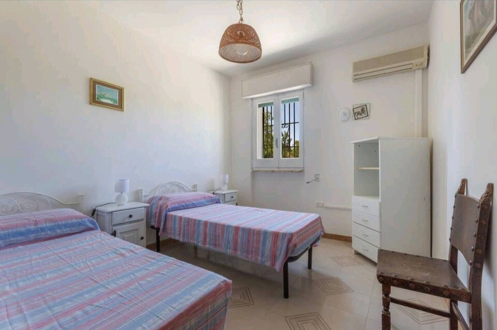 Villa With Garden and Relaxing Atmosphere view 5