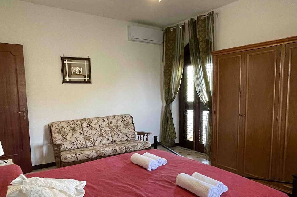 Casa Relax in Gaggi Where you can Have fun but Also Relax view 4