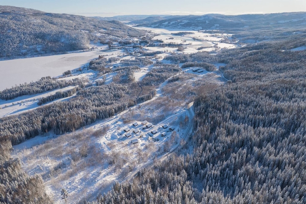 Hiking, Ski Resort, Local Shuttle bus Oslo Airport