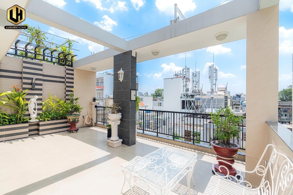 Luxury Condotel Sai Gon 2