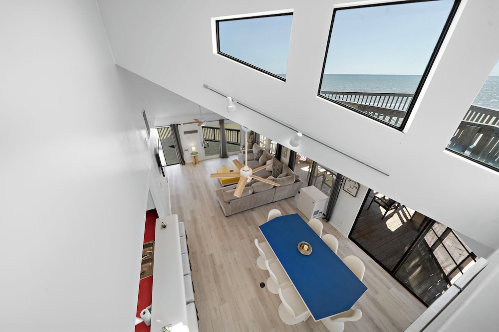 Pirates Beach Retreat by Ryson Vacation Rentals