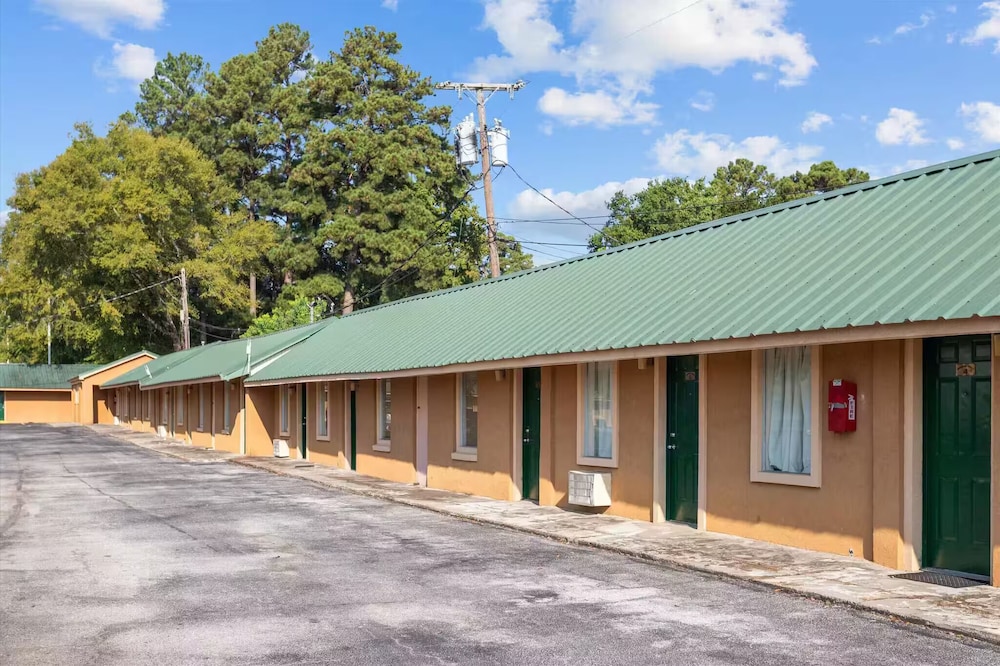 Angelina Motel