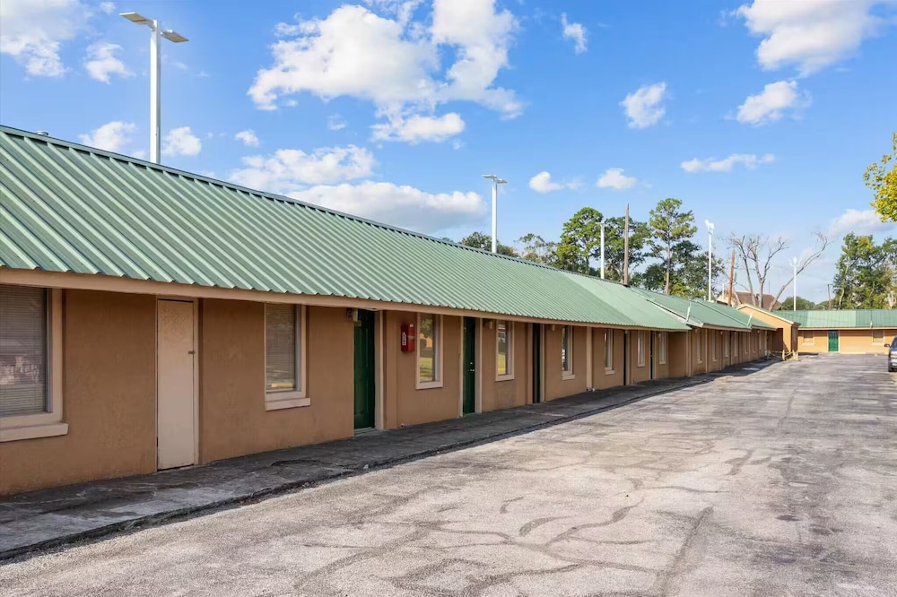 Angelina Motel
