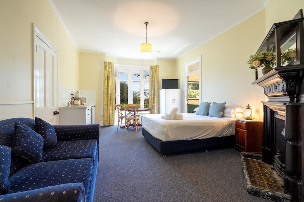 Coolangatta Estate