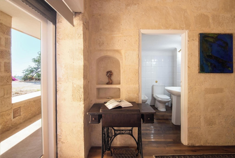 Artisan Villa Aegina