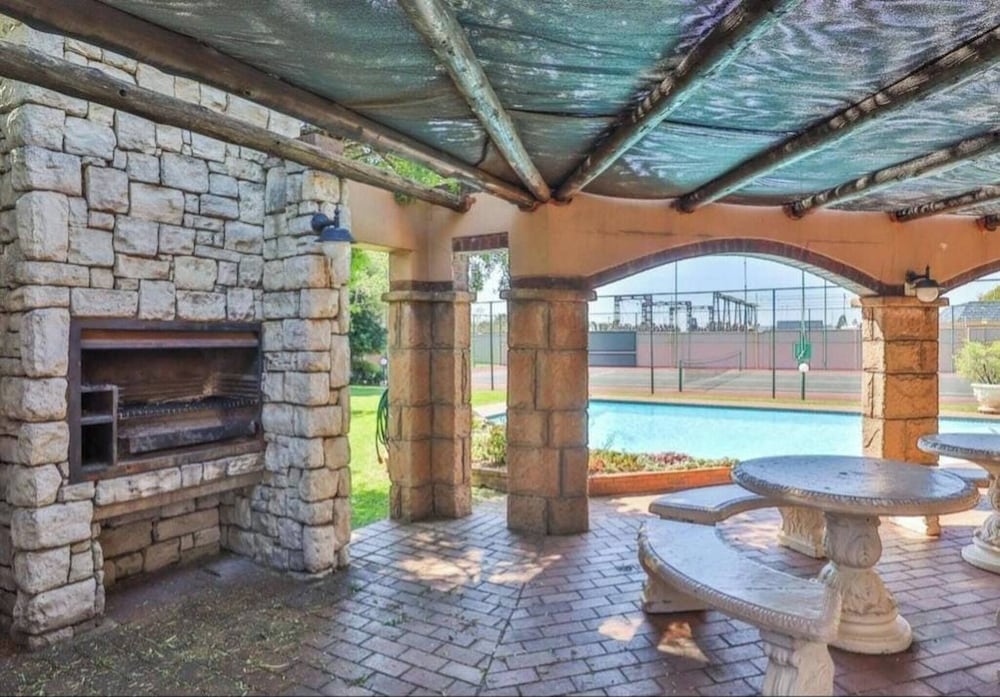 Ground flr 3bed Apartment Private Garden
