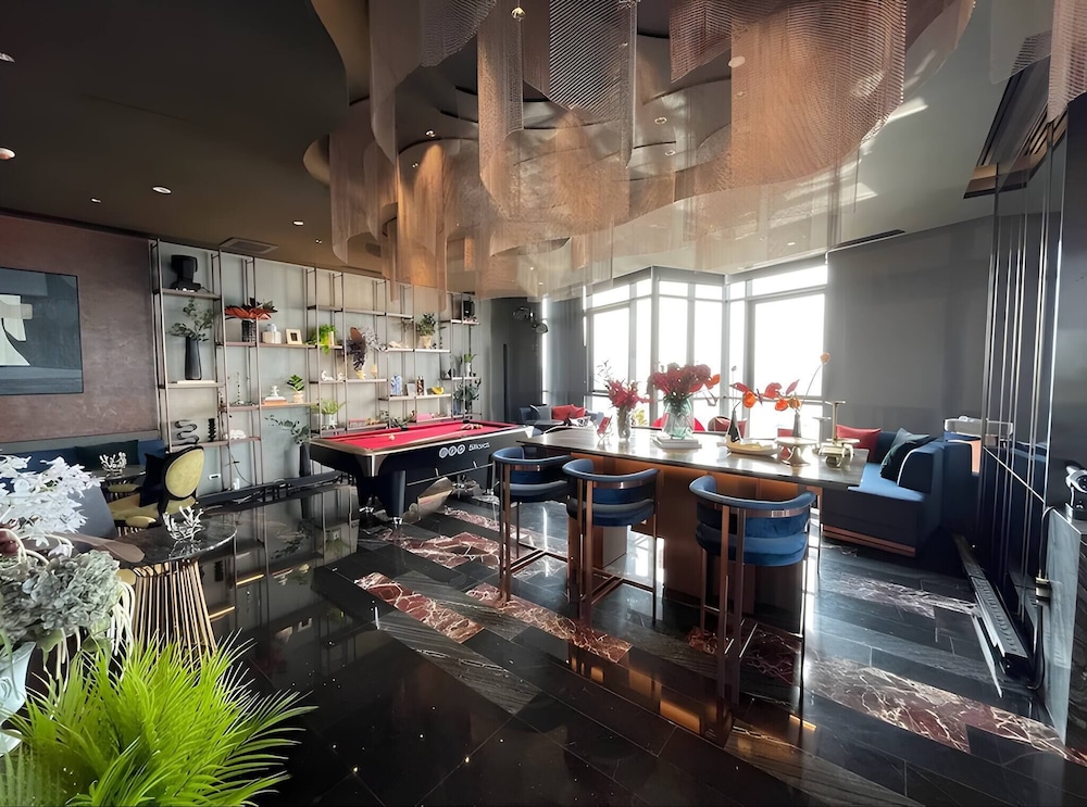 Elegant Room With Roof Top Pool - Best In Pattaya