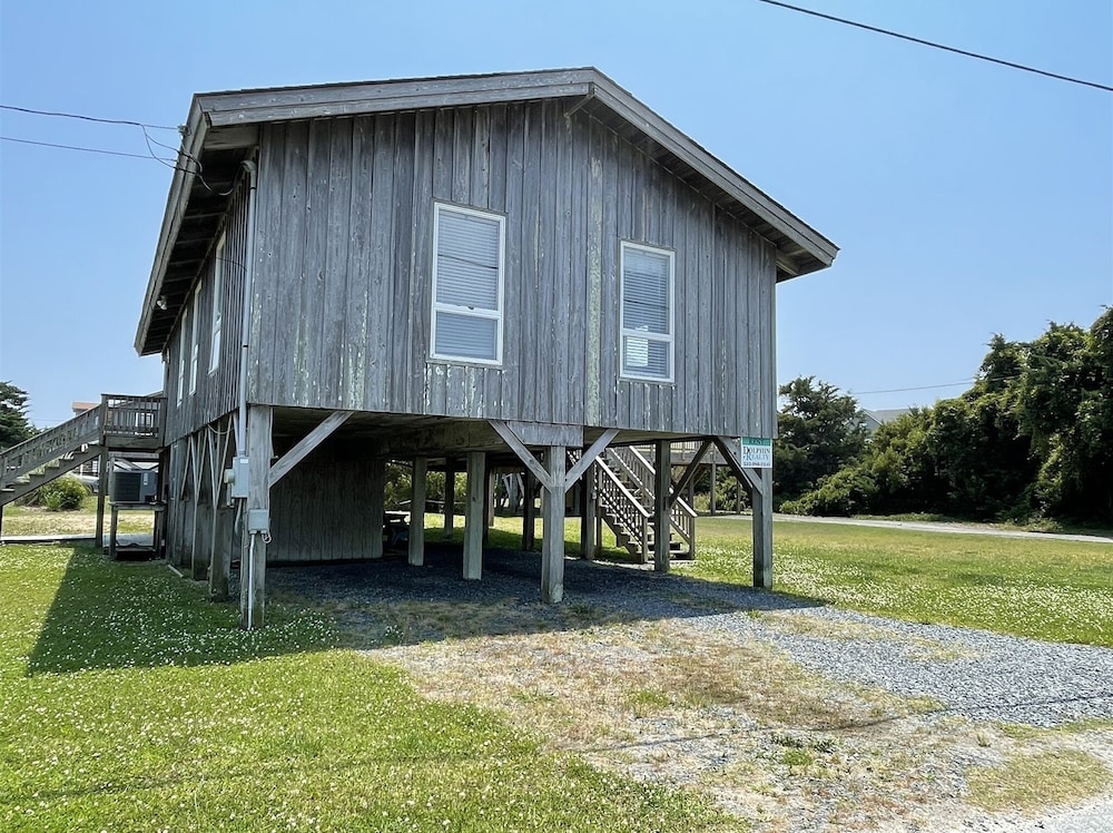 Exhale 3 Bedroom Cottage by RedAwning