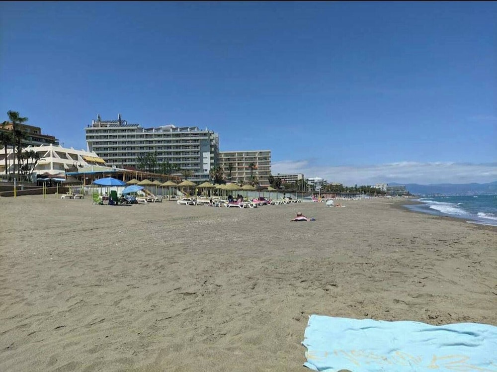Apt In Benal Beach Resort, Wifi, 100m From Beach
