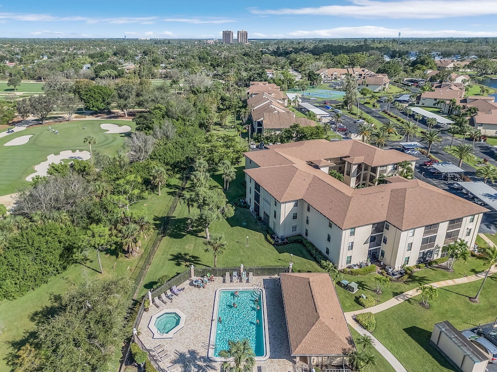Club at Crystal Lake Serenity in Fort Myers