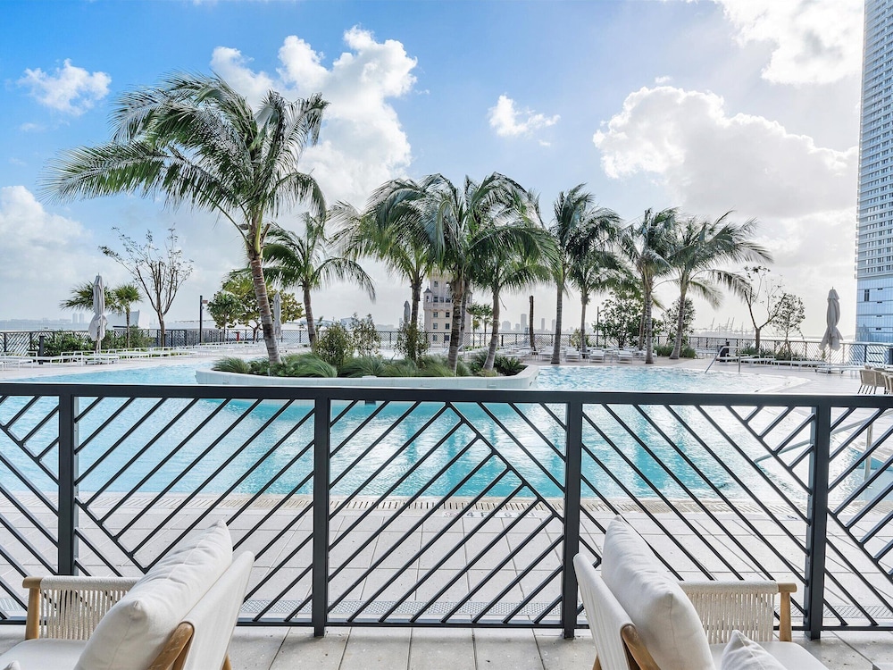 Miami Vacation rentals -Downtown Natiivo