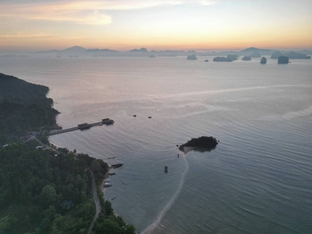 Serene Beach House on Ko Yao Noi With Private Garden