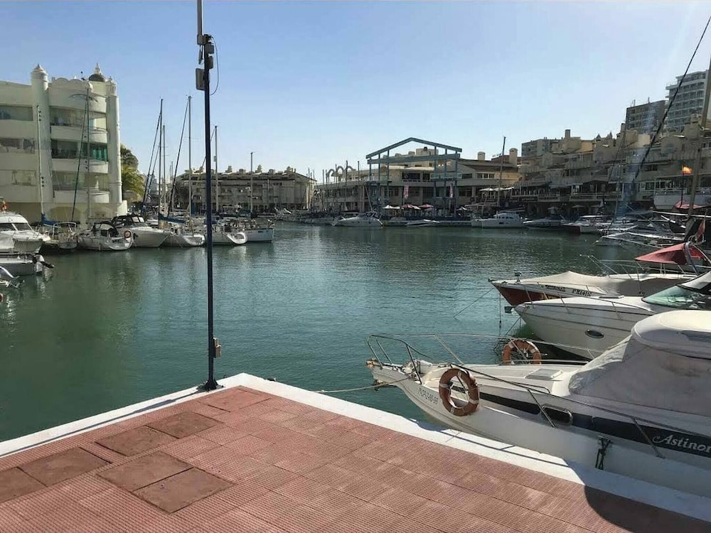 Apt In Benal Beach Resort, Wifi, 100m From Beach
