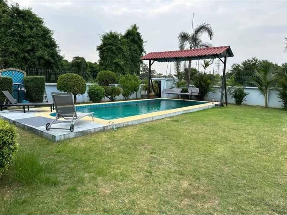 Pattaya Pool Villa 3 Bedrooms