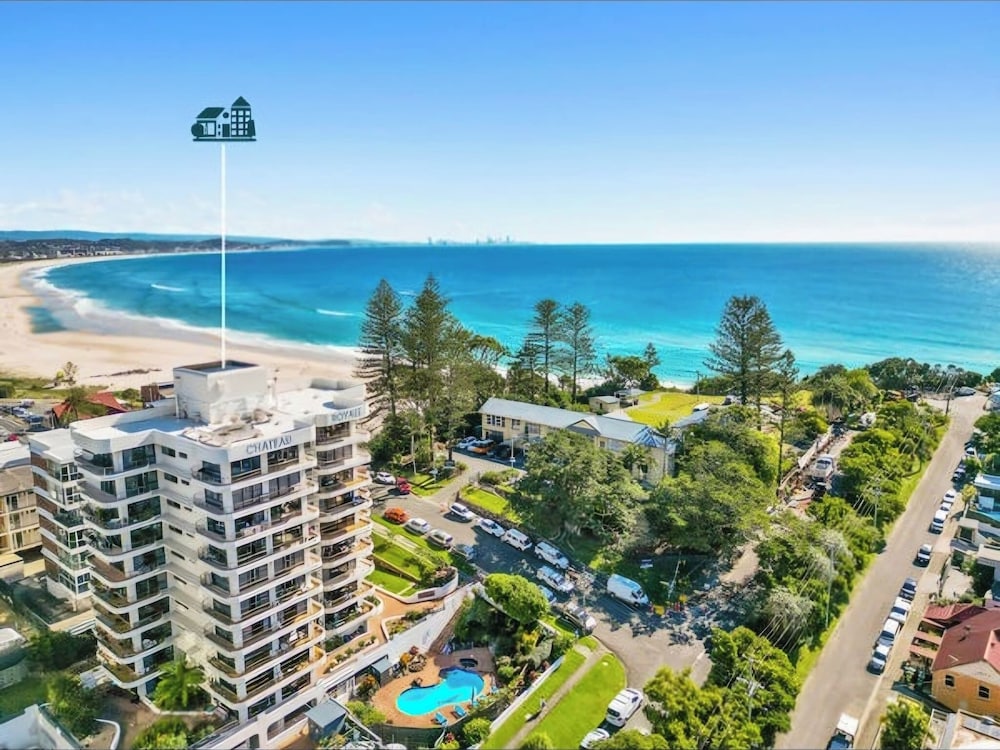 Bask in Beach Luxury!