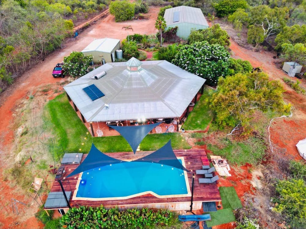 Sol Retreat Waterbank