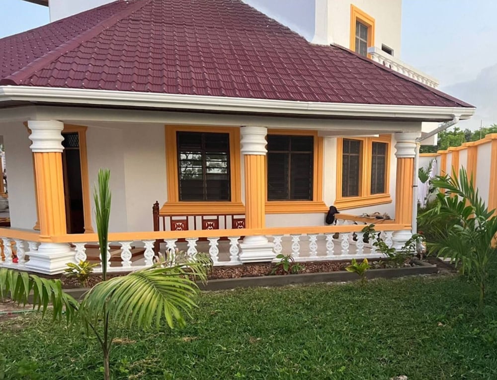 Greenfield Villa D- Diani