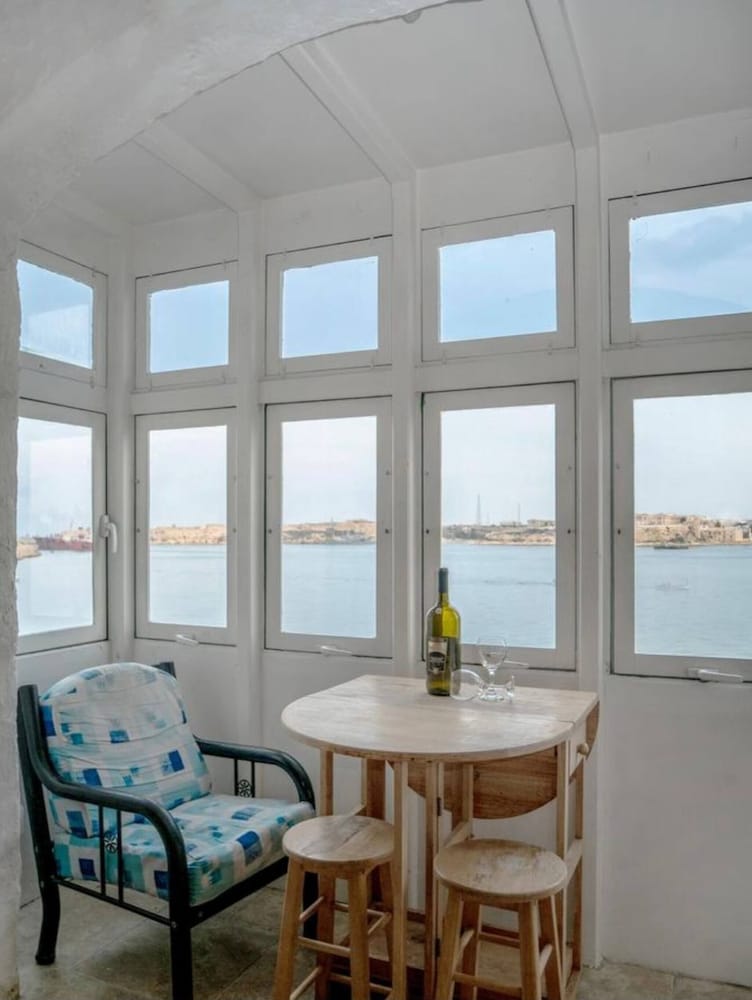 Valletta Seaview Apartment