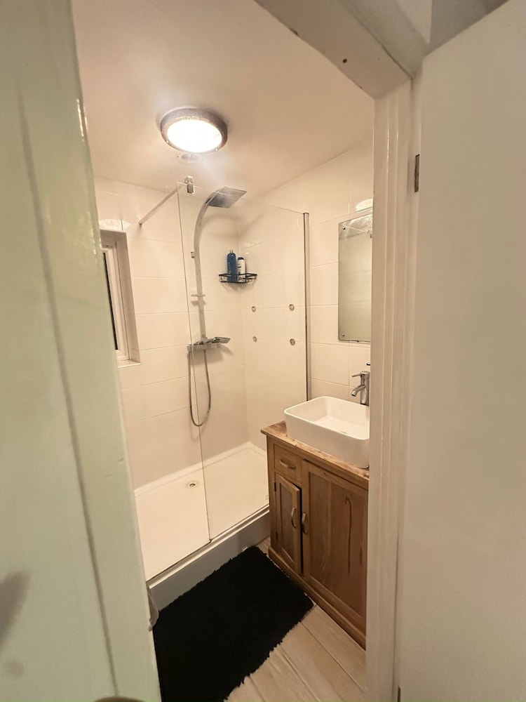 Stylish & Bright 3BR in Headington, Oxford Area