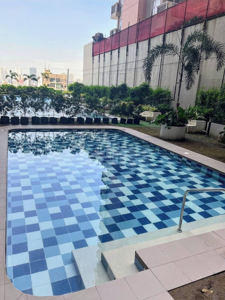 RED Luxe Haven Comfy Stay, Netflix and Fast Wifi Ready