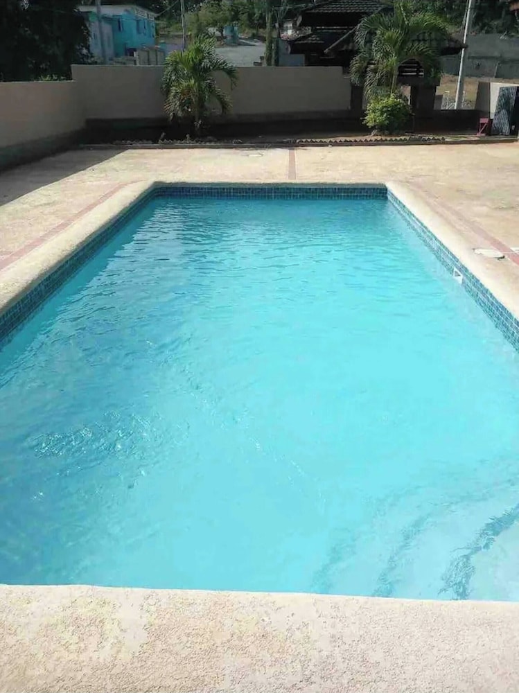 Royal Palm Luxury Villas