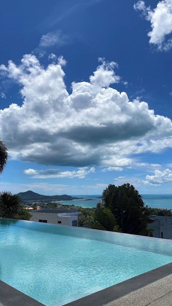 Serene Bay View Villa in Ko Samui - Your Tropical Paradise