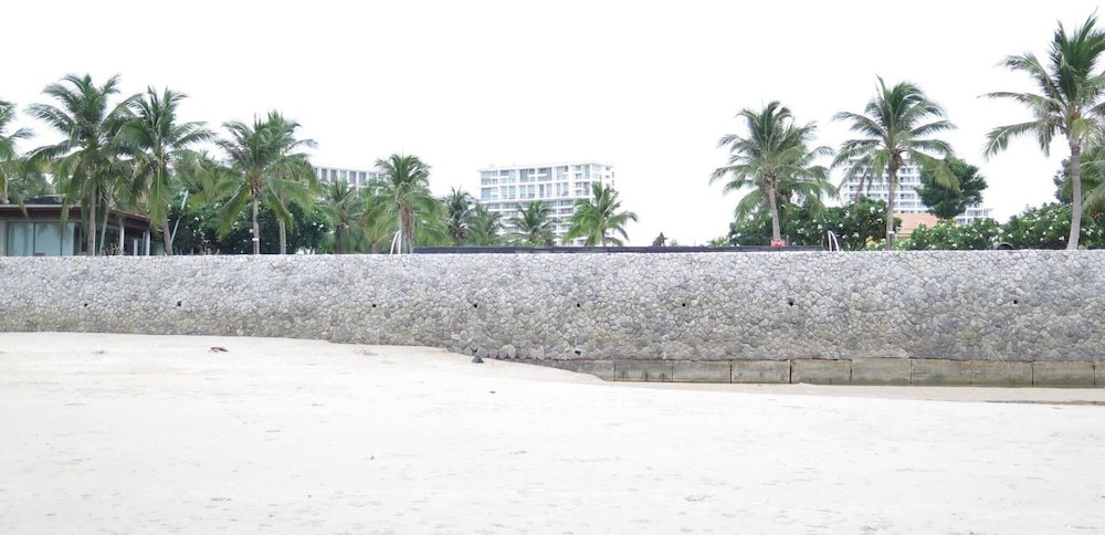 1703 - 2 Bdr Condo Seaview Boathouse Hua Hin