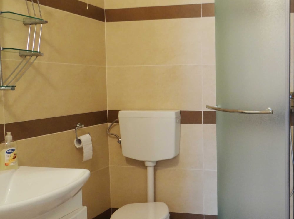 Bright Krk Apartment With Balcony and Beach Proximity