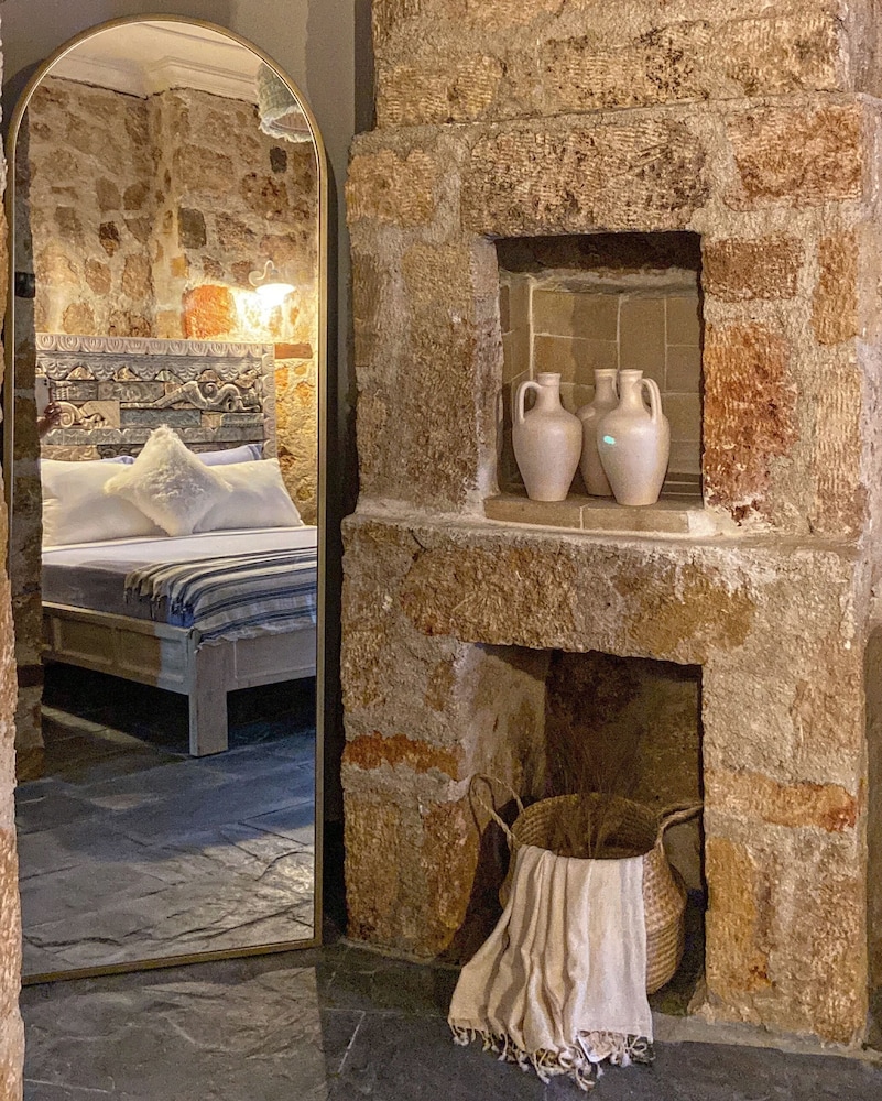 Noa's Boutique Hotel - Image 27