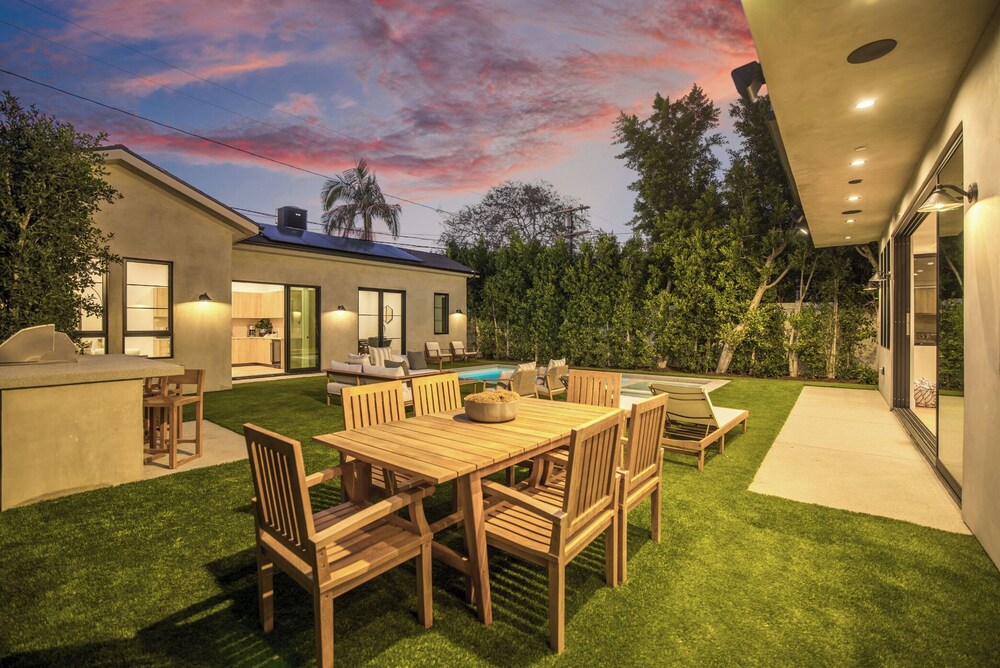 Kraft Villa - Luxury Living Redefined w/ Pool