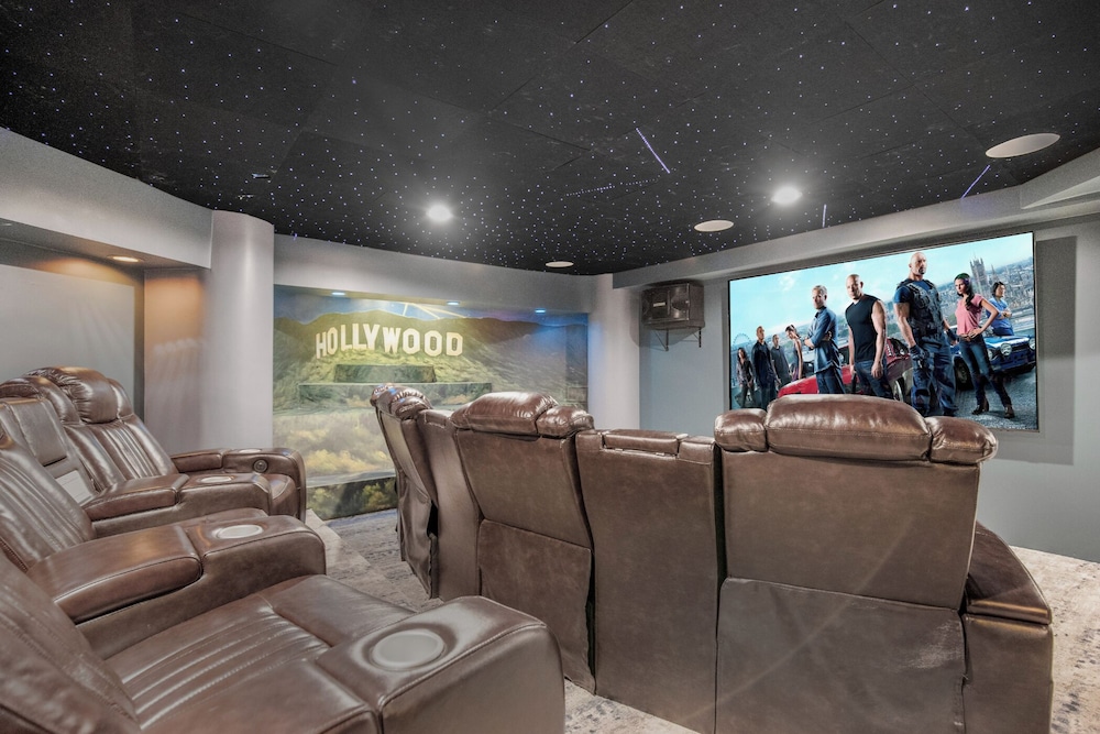 Los Angeles Vacations - Bel Air Yacht Mansion - Property Image 8