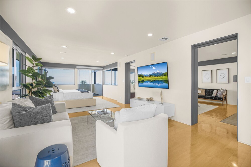 Solara Point - Sunset to Skyline With Pool & Epic Views