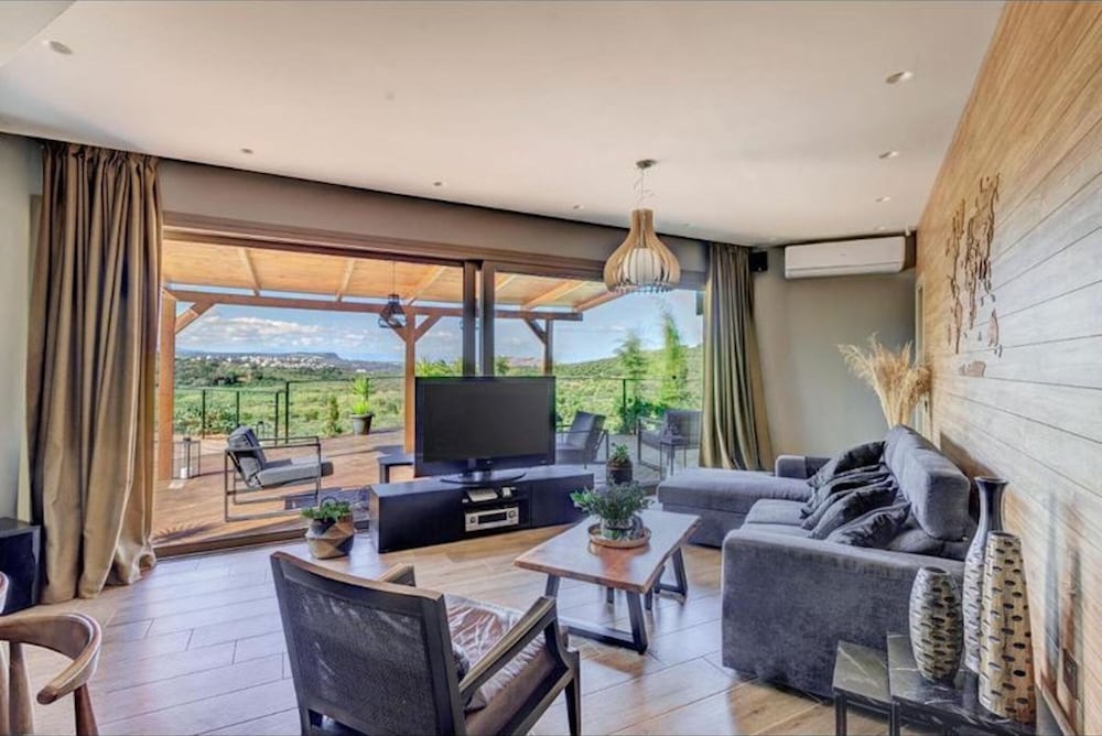 Private Pool Villa GGK