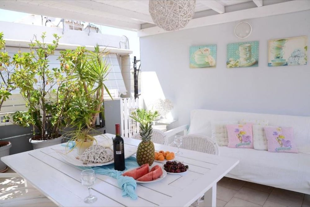 Maisonette Near Beach & City Center photo 4