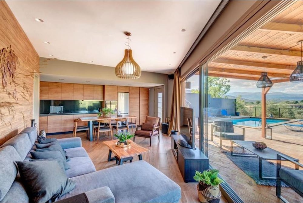 Private Pool Villa GGK