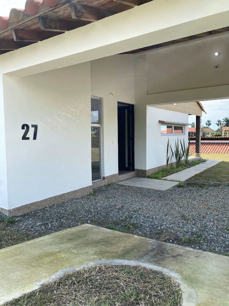 Tres Colinas Estancia 27