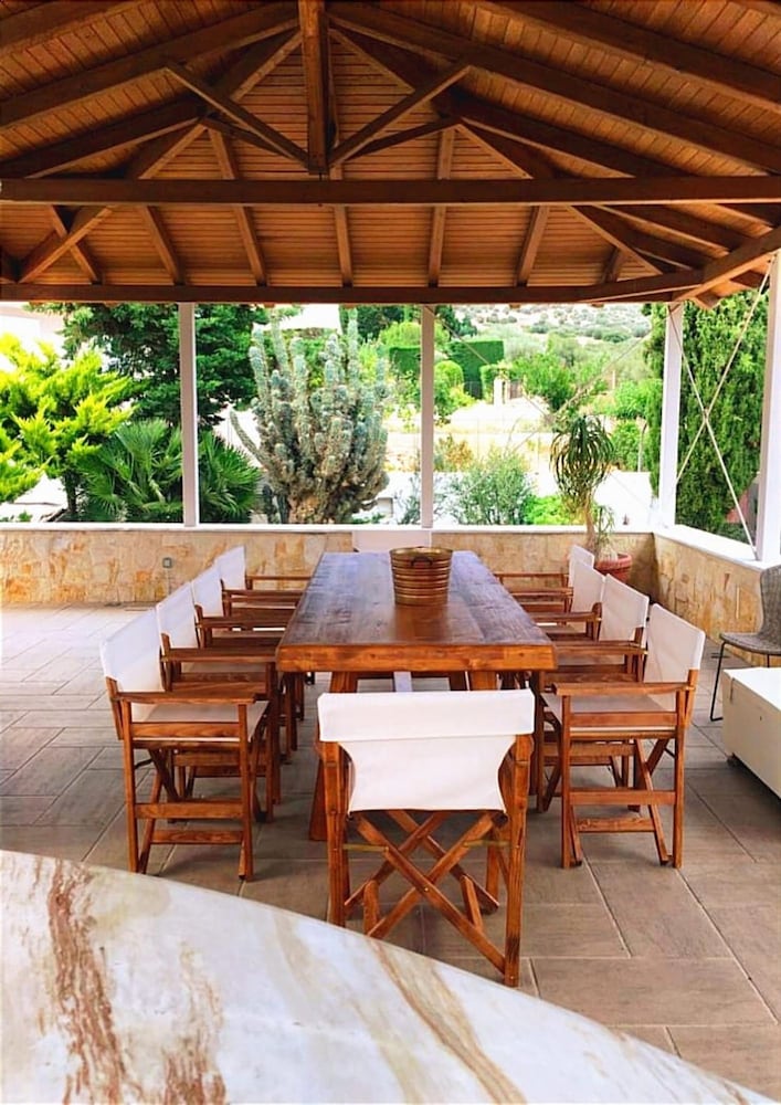 Summer Villa Lagonissi view 3