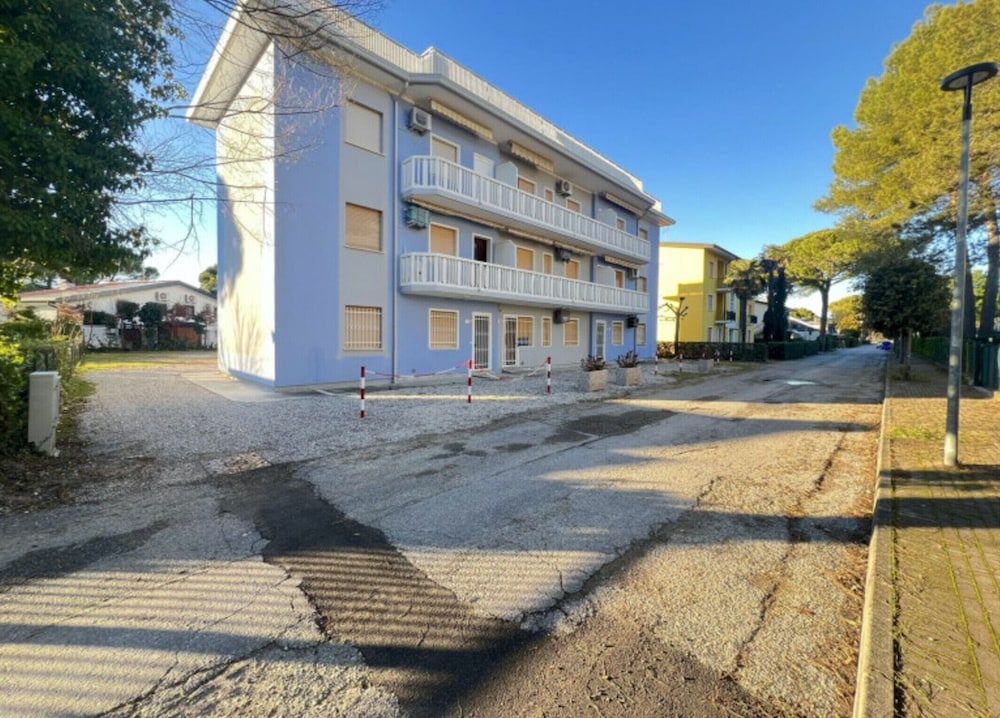 Luminous Apartment in Lido dei Pini