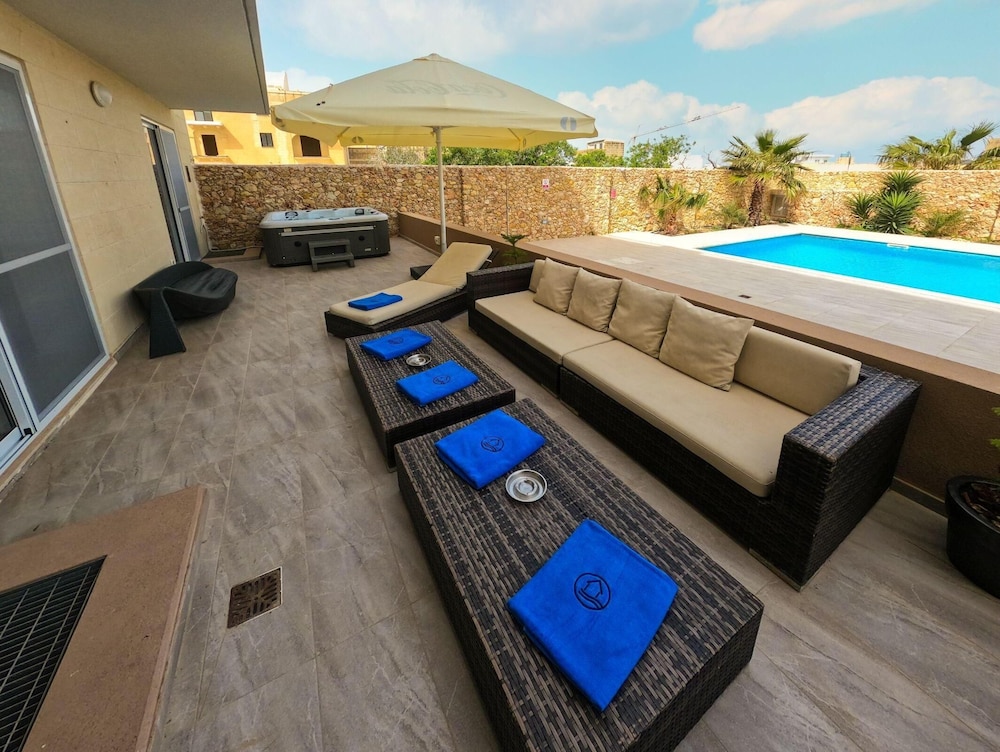 Wellness Hygge Modern Gozitan Apartment