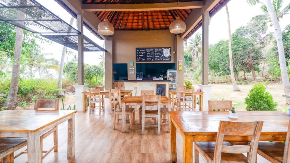 Apit Lawang Villas