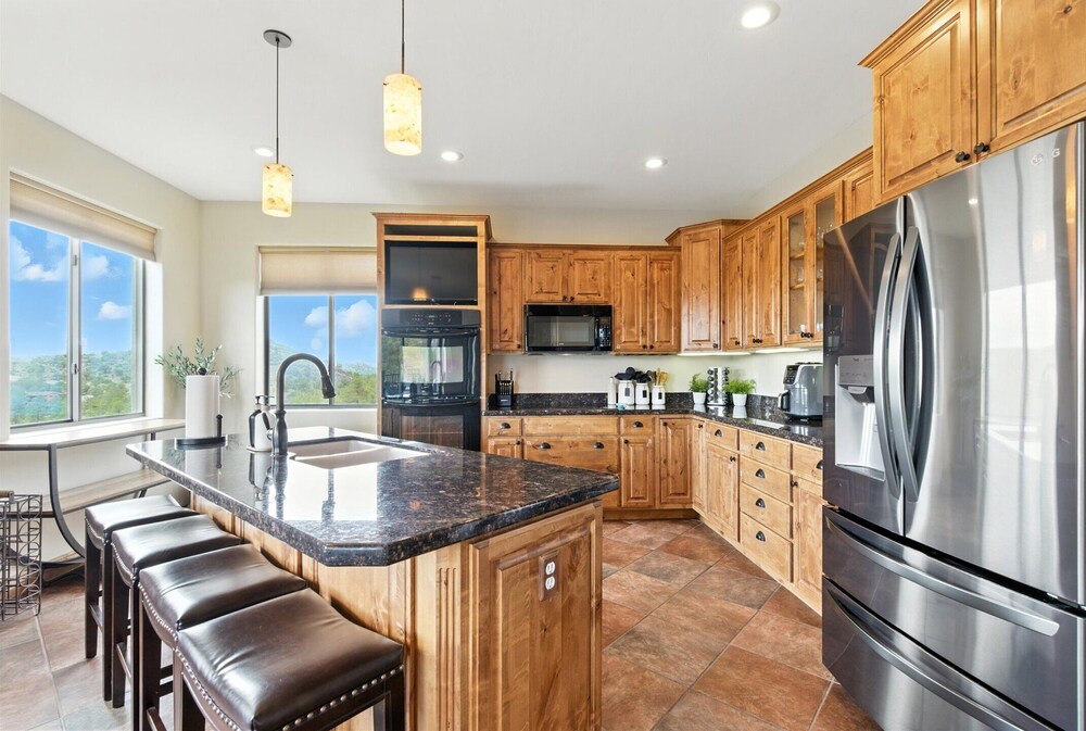 The Sanctuary at Prescott-downtown-hot Tub & Views