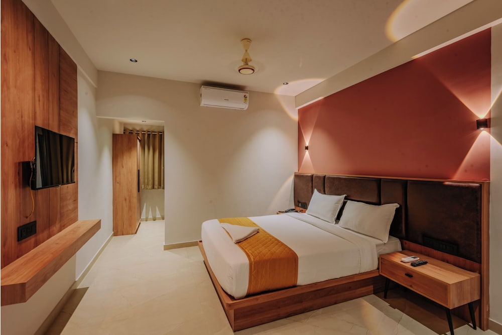 Hotel Beverly Plaza Kozhikode