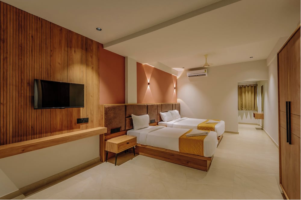 Hotel Beverly Plaza Kozhikode