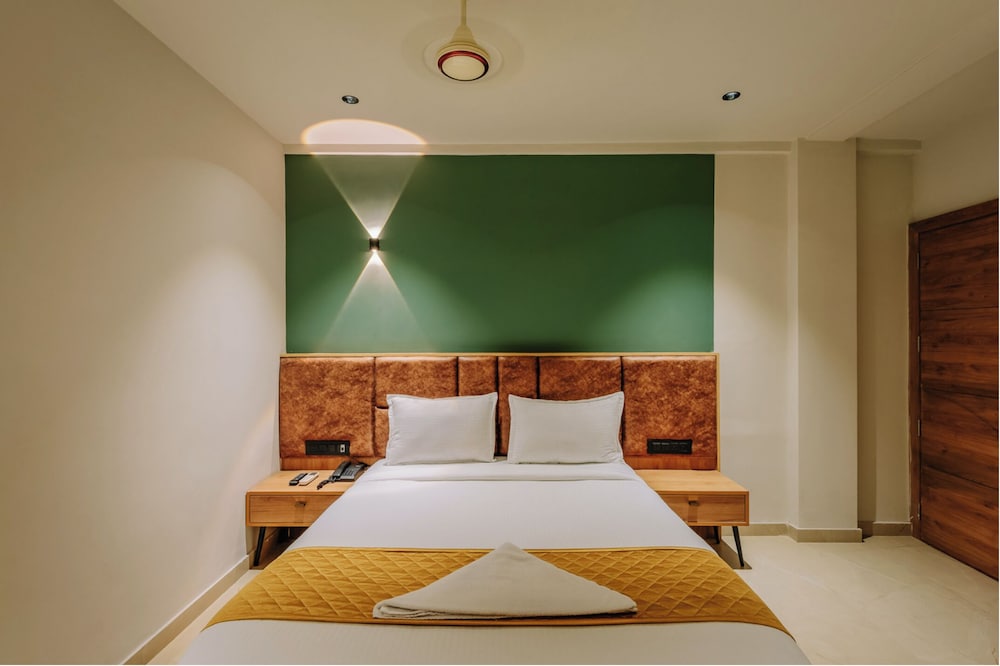 Hotel Beverly Plaza Kozhikode
