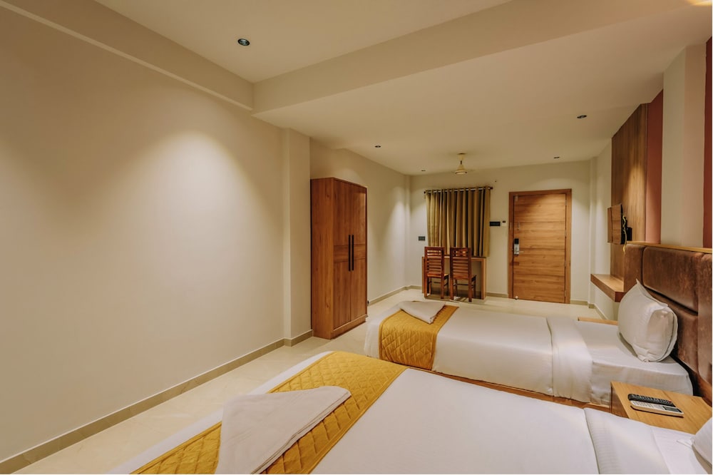 Hotel Beverly Plaza Kozhikode