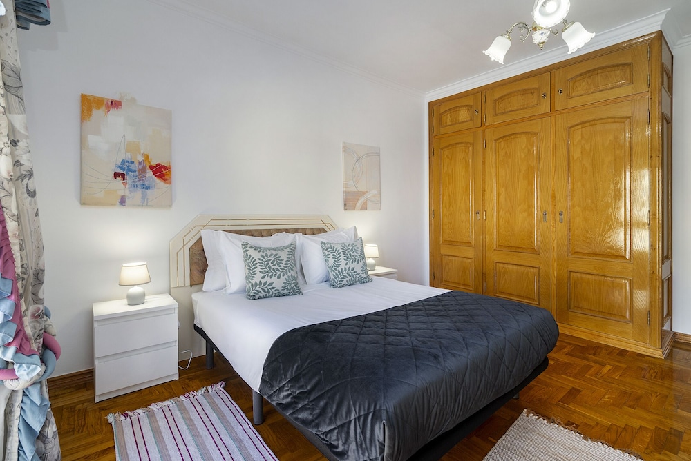 Perfect Family Hideout Residence W/Ac & 4Br + 5Ba